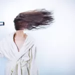 Come ridurre caduta dei capelli: rimedi e soluzioni